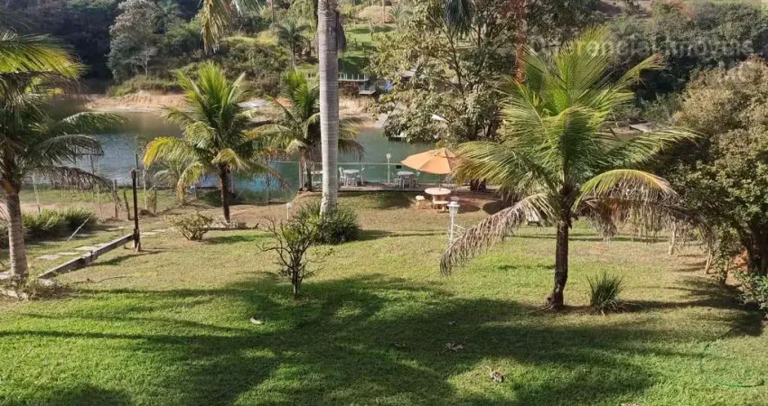 Chácara para Venda em Contagem, Solar do Madeira, 2 dormitórios, 2 banheiros, 8 vagas