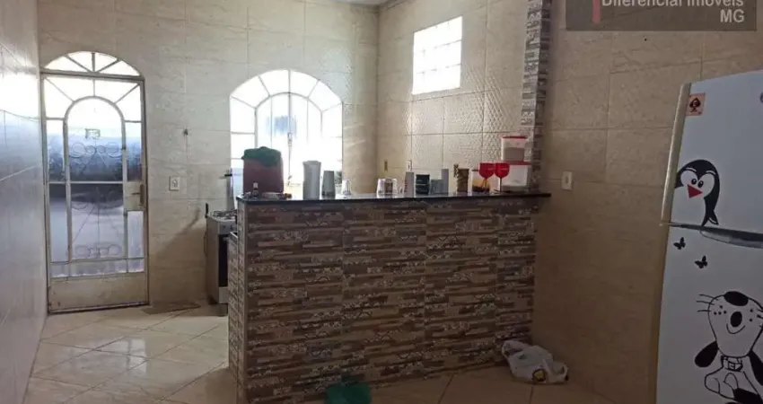 Casa para Venda em Contagem, Chácaras São Geraldo, 2 dormitórios, 1 banheiro, 2 vagas