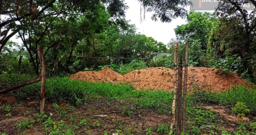 Terreno à venda no Novo Retiro, Esmeraldas 