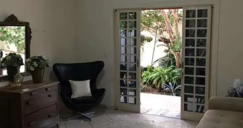 Casa para Venda em Contagem, Santa Helena, 5 dormitórios, 1 suíte, 4 banheiros, 4 vagas