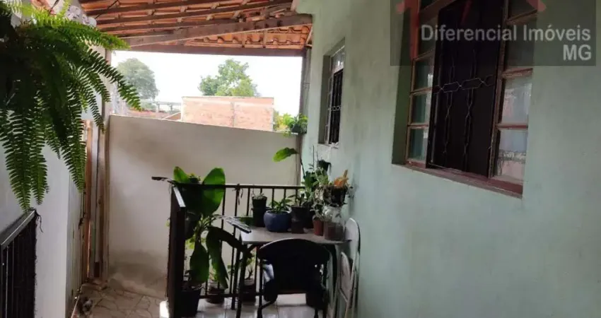 Casa para Venda em Contagem, Vila Renascer, 3 dormitórios, 1 banheiro, 3 vagas