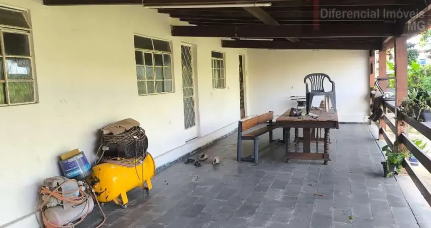 Casa para Venda em Contagem, Retiro, 3 dormitórios, 1 banheiro, 5 vagas