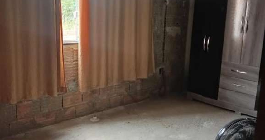 Casa para Venda em Esmeraldas, Monte Sinai, 3 dormitórios, 1 suíte, 2 banheiros, 1 vaga