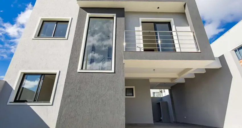 Sobrado à venda com 3 quartos em Santa Felicidade em Curitiba