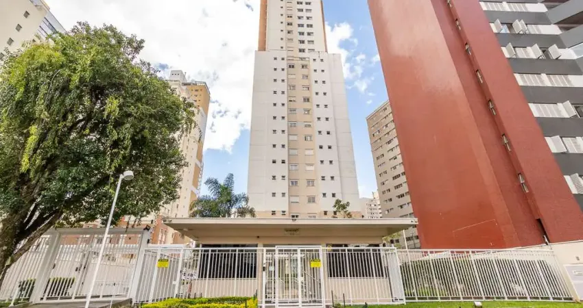 Apartamento à venda com 2 quartos no Água Verde em Curitiba