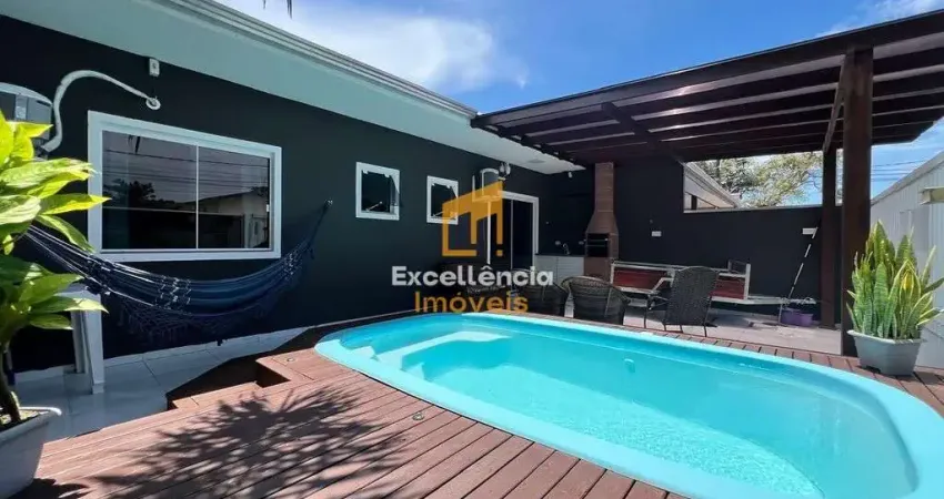 Casa com piscina no litoral