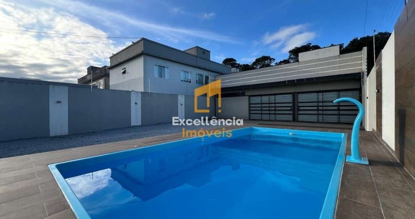 Casa com piscina em Gaivotas