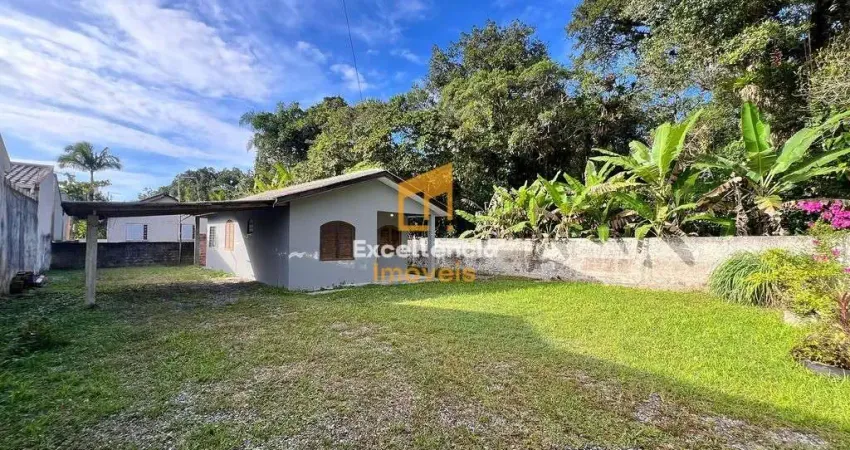 Casa com espaço de terreno em Matinhos PR