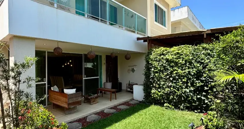 Casa em condomínio fechado com 4 quartos à venda na Rua Ministro Antônio Carlos Magalhães, 00, Buraquinho, Lauro de Freitas