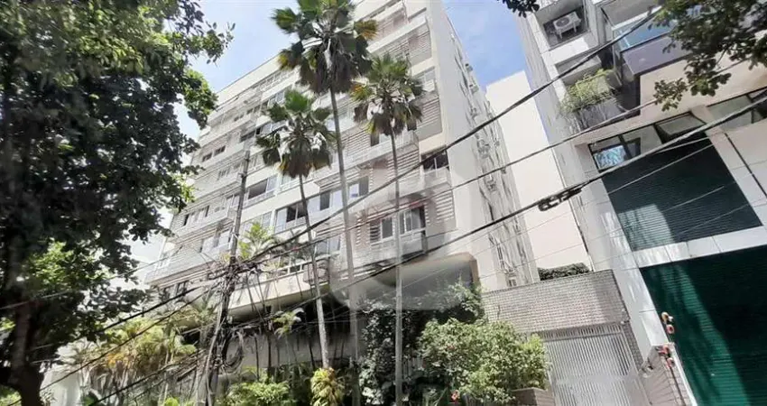 Leblon, rua igarapava na parte de baixo. 3 quartos (1 suíte), com vaga.