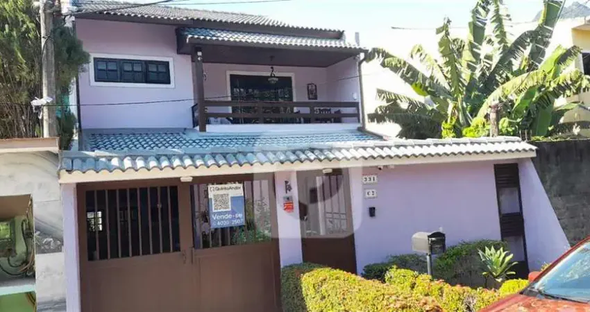 Linda e maravilhosa casa em condomínio, tranquilidade e conforto