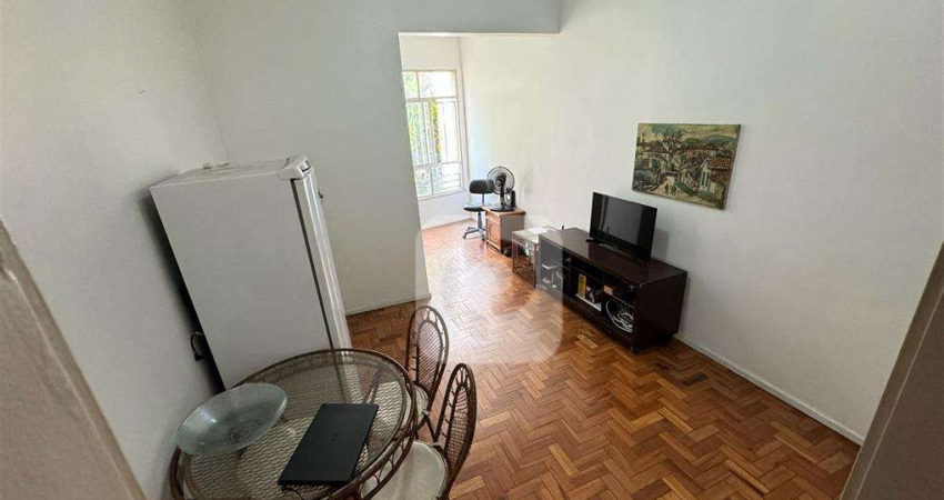 Apartamento com 2 quartos e com ar condicionado, 59 m² na Zona Sul em Copacabana