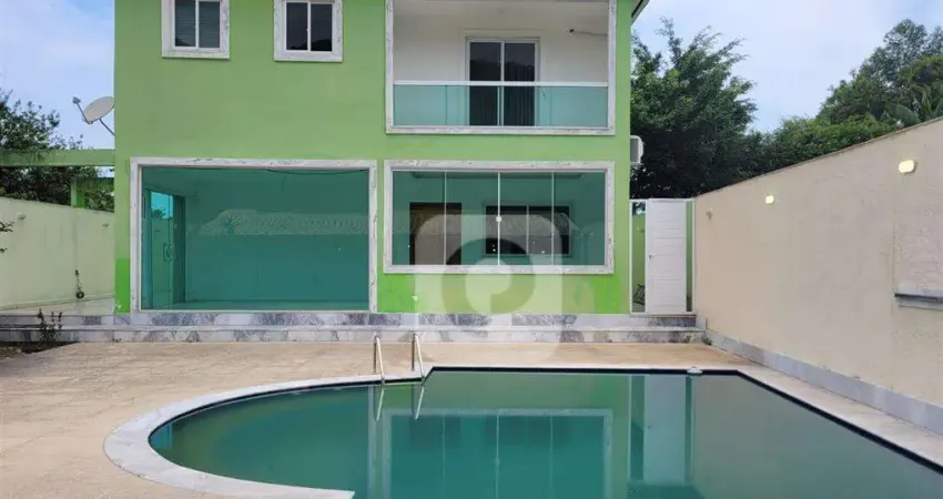 Casa TRIPLEX Vargem Pequena