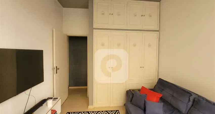 Apartamento recém pintado, reformado prédio tranquilo e familiar
