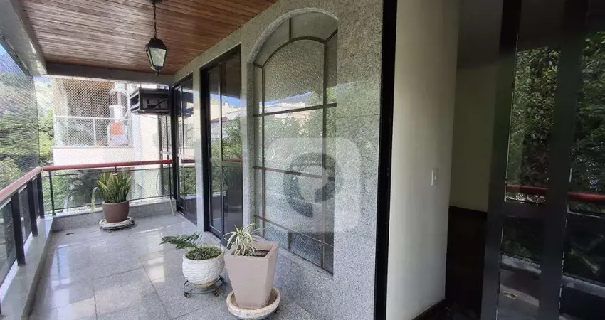 COBERTURA DUPLEX COM 3 SUITES, AMPLA VARANDA E PISCINA, NA RUA MARIA AMÁLIA