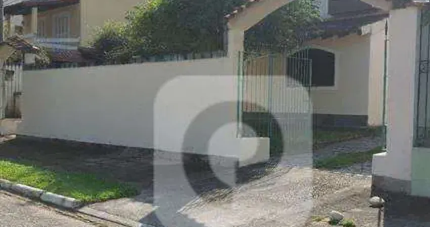 Casa com 4 quartos à venda na Estrada do Rio Grande, Taquara, Rio de Janeiro