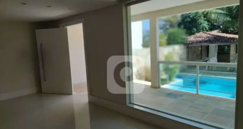 Casa com 3 quartos à venda na Rua Alto Alegre, Pechincha, Rio de Janeiro