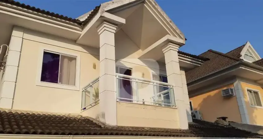 Casa à venda com 270m² 4 quartos condomíno carmel village recreio dos bandeirantes