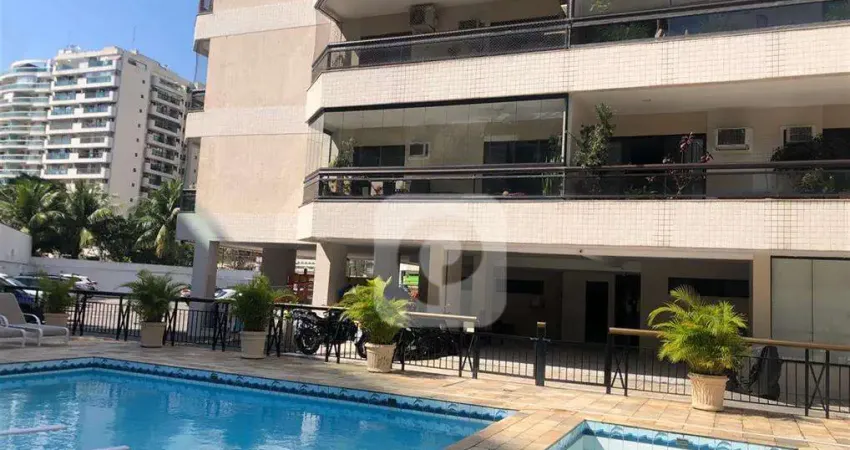 Oportunidade, lindo apartamento com  porteira fechada na barra olímpica.