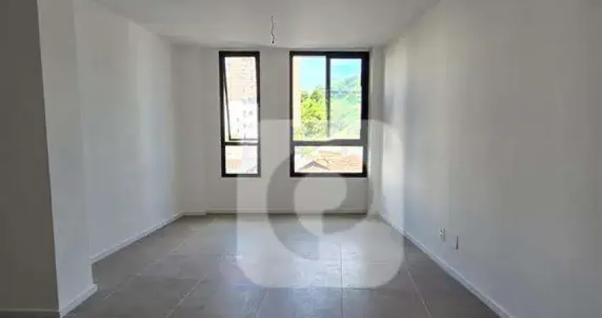 More no Centro, Rua do Riachuelo, com praticidade e tudo ao seu alcance.