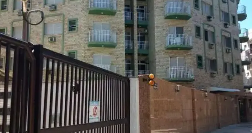 Apartamento com 3 dormitórios para alugar, 93 m² por R$ 4.297/mês - Centro - Cabo Frio/RJ