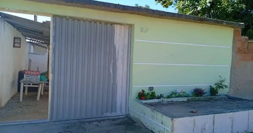 Casa com 1 dormitório à venda, 90 m² por R$ 100.000 - Itatiquara - Araruama/RJ