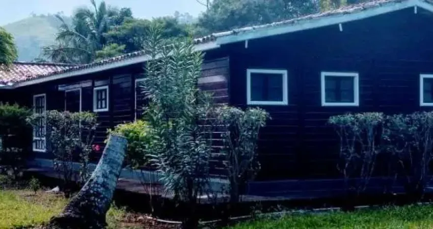 Fazenda com 6 dormitórios à venda, 1 m² por R$ 8.000.000 - Boqueirão - Rio Bonito/Rio de Janeiro