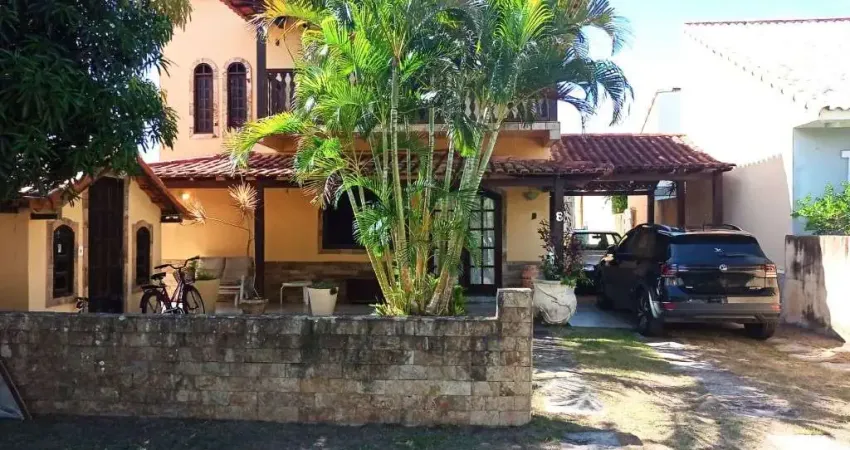 Casa com 4 dormitórios à venda, 203 m² por R$ 1.100.000 - Pontinha - Araruama/RJ
