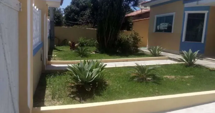 Casa com 4 dormitórios à venda, 260 m² por R$ 800.000,00 - Parque Hotel - Araruama/RJ