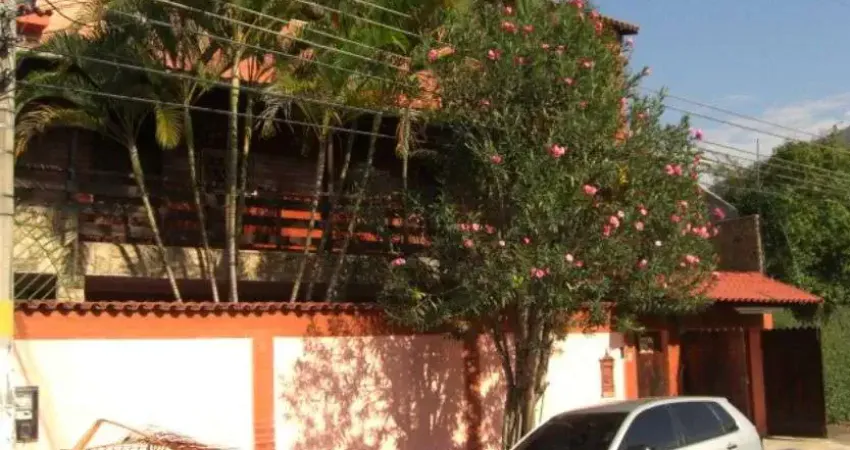 CASA TRIPLEX EM CONDOMÍNIO - TAQUARA - RIO DE JANEIRO/RJ