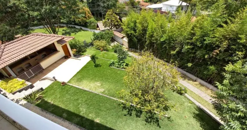Casa com 3 dormitórios à venda, 354 m² por R$ 1.700.000,00 - Albuquerque - Teresópolis/RJ
