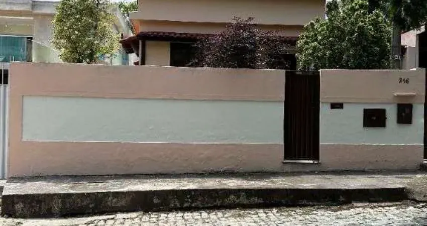 Casa com 3 dormitórios à venda por R$ 410.000,00 - Rio Do Limão - Araruama/RJ