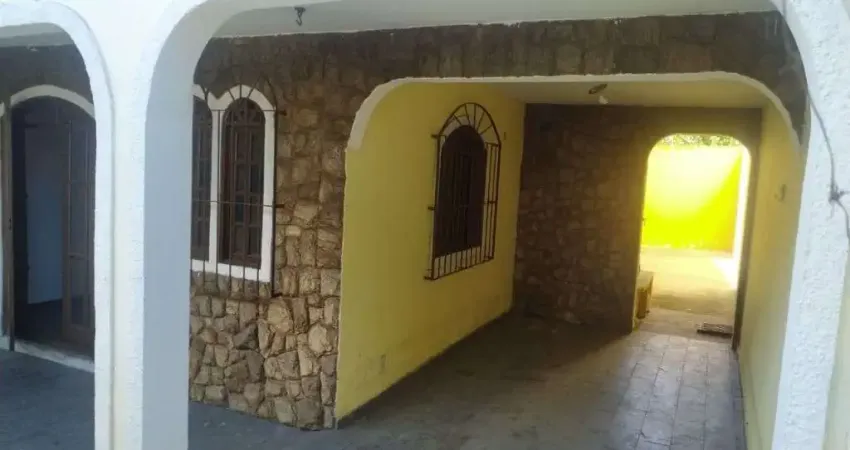 Casa com 3 dormitórios à venda, 200 m² por R$ 410.000,00 - Parque Burle - Cabo Frio/RJ