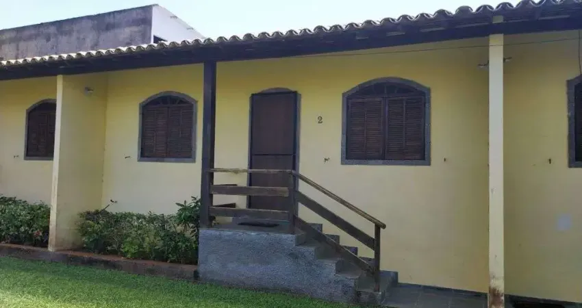 Casa com 1 dormitório à venda, 50 m² por R$ 250.000,00 - Bananeiras - Araruama/RJ