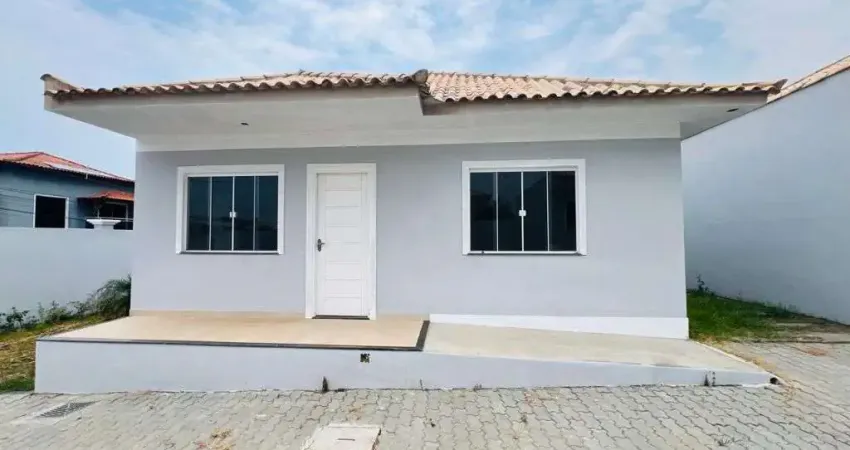 Casa com 2 dormitórios à venda, 68 m² por R$ 235.000,00 - Hospício - Araruama/RJ