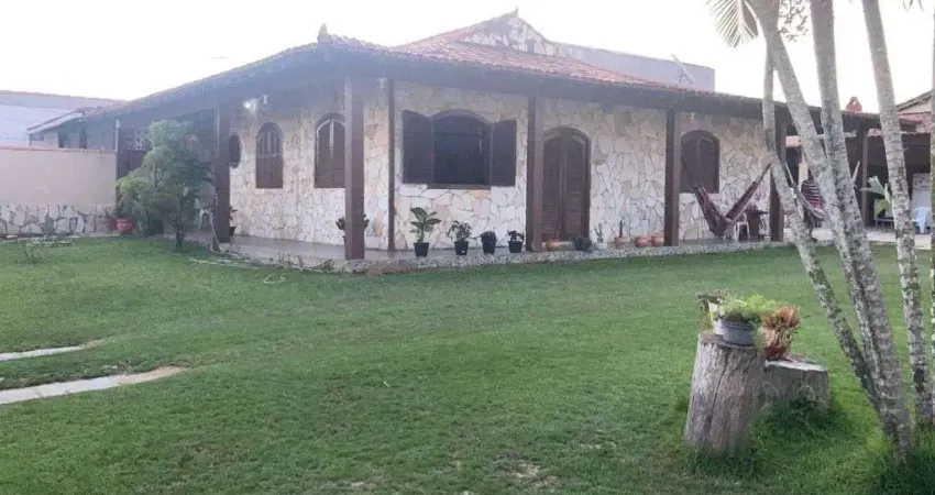 Casa com 2 dormitórios à venda, 150 m² por R$ 600.000,00 - Ubás - Iguaba Grande/RJ