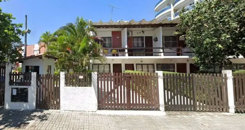 Casa com 1 dormitório à venda, 70 m² por R$ 370.000,00 - Vila Nova - Cabo Frio/RJ
