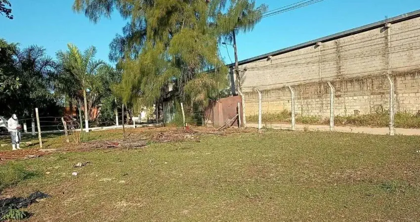 Terreno à venda, 4000 m² por R$ 500.000,00 - Clube dos Engenheiros - Araruama/RJ