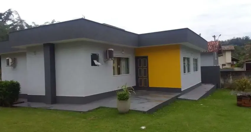 Casa com 3 dormitórios à venda, 107 m² por R$ 550.000,00 - Várzea das Moças - Niterói/RJ