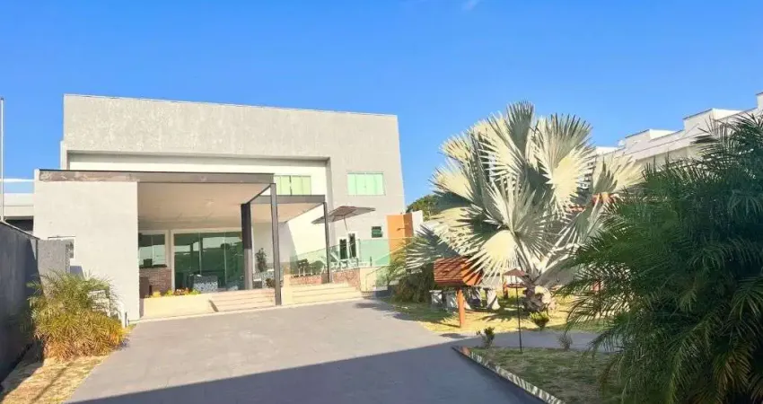 Chácara com 4 dormitórios à venda, 1200 m² por R$ 700.000,00 - Itatiquara - Araruama/RJ