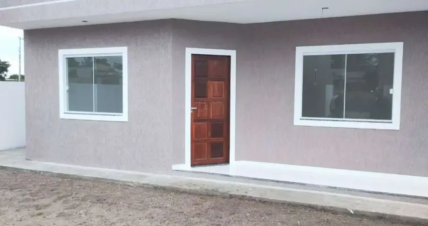 Casa com 2 dormitórios à venda, 80 m² por R$ 230.000,00 - Itatiquara - Araruama/RJ