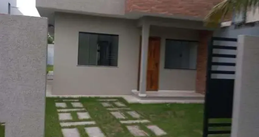 Casa com 2 dormitórios à venda, 73 m² por R$ 285.000,00 - Três Vendas - Araruama/RJ