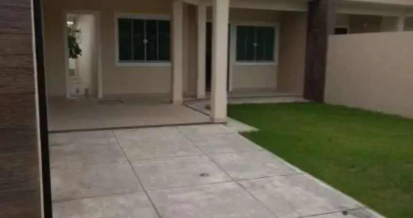 Casa com 2 dormitórios à venda, 91 m² por R$ 330.000,00 - Três Vendas - Araruama/RJ