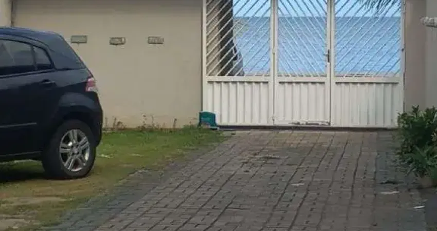 Casa com 3 dormitórios à venda, 200 m² por R$ 495.000,00 - Praia Do Hospicio - Araruama/RJ