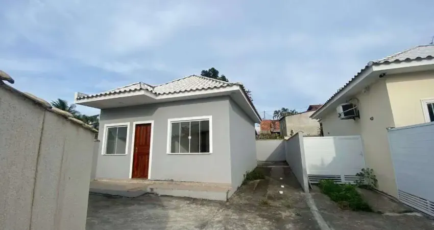 Casa com 2 dormitórios à venda, 60 m² por R$ 260.000,00 - Hawai - Araruama/RJ