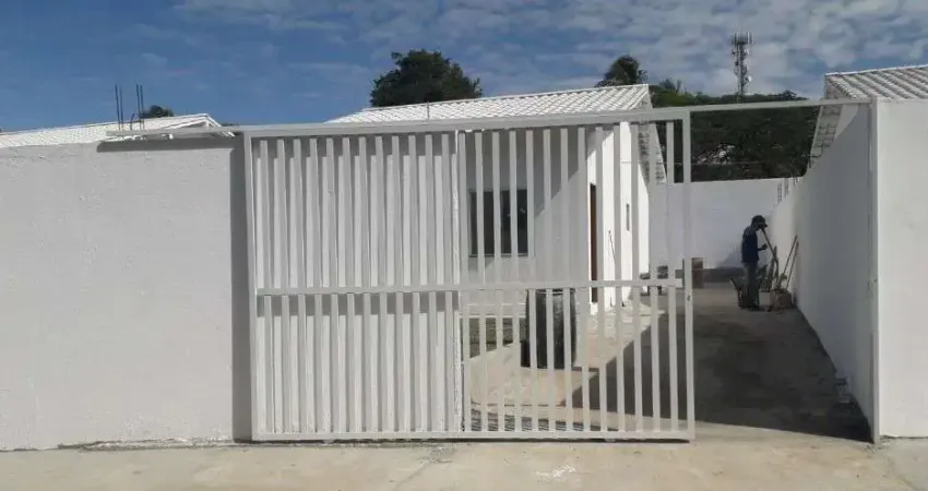 Casa com 2 dormitórios à venda, 64 m² por R$ 249.000,00 - Viaduto - Araruama/RJ