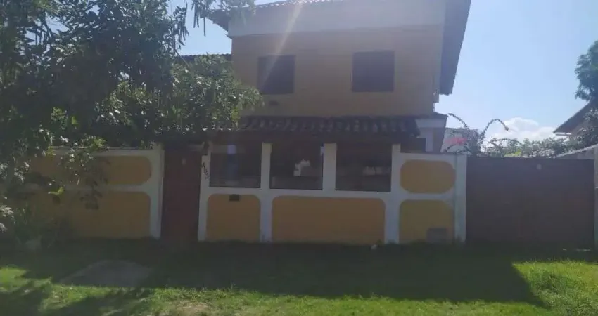 Casa com 6 dormitórios à venda, 250 m² por R$ 800.000 - Pontinha - Araruama/RJ