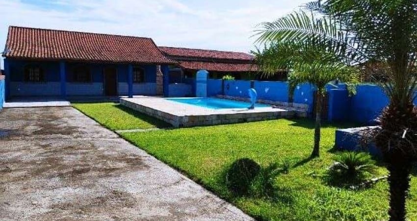 Casa com 2 dormitórios à venda, 150 m² por R$ 270.000,00 - Bananeiras - Araruama/RJ
