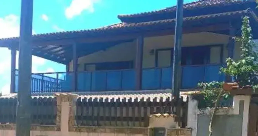 Casa com 4 dormitórios à venda, 250 m² por R$ 650.000,00 - Areal - Araruama/RJ