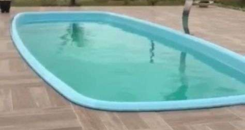 Casa com 3 dormitórios à venda por R$ 300.000 - Bananeiras - Araruama/RJ